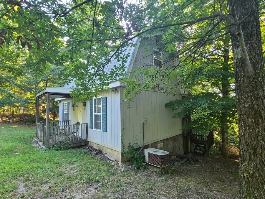 477 Leatherwood Lake Rd, Stewart, TN 37175 - Image #3