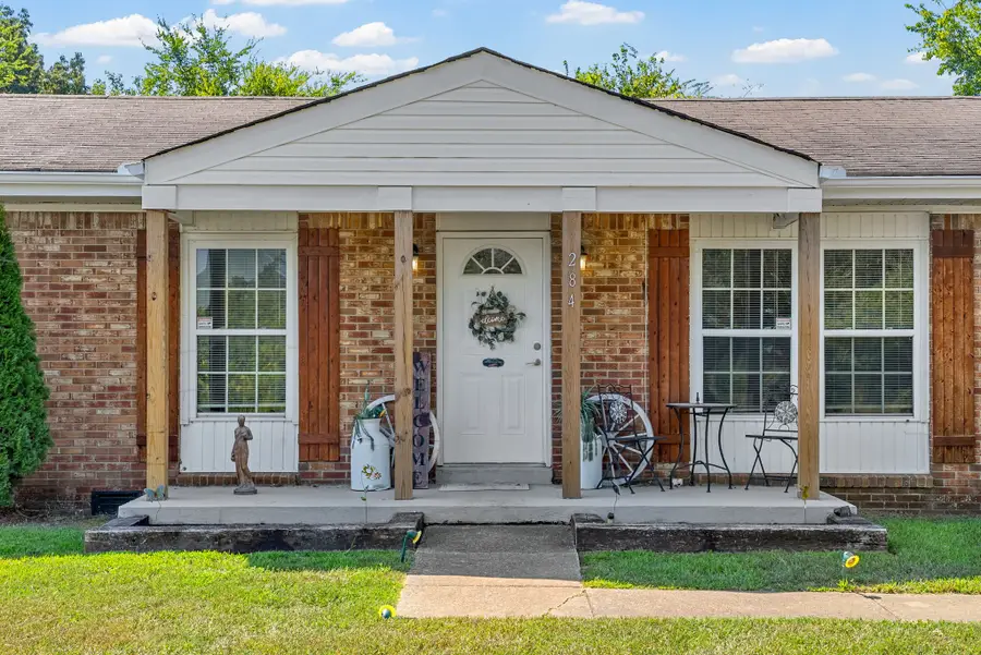 284 Lafayette Rd, Clarksville, TN 37042 - #2