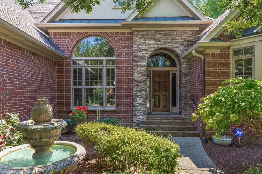 1504 Winterberry Dr, Murfreesboro, TN 37130 - Image #2