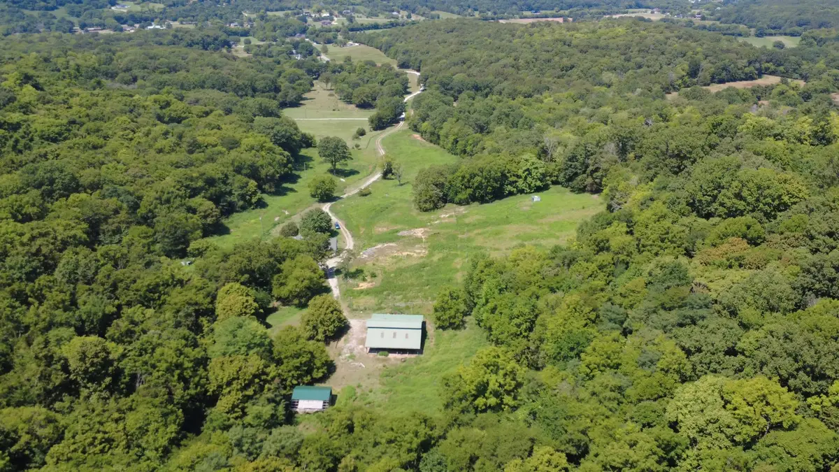 1450 Donna Rd, Lewisburg, TN 37091 - Image #1