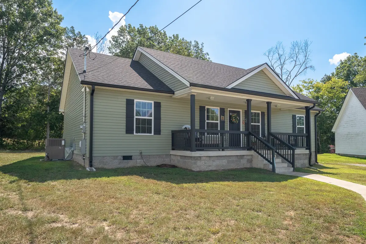 198 Southview Dr, Lewisburg, TN 37091 - Image #1