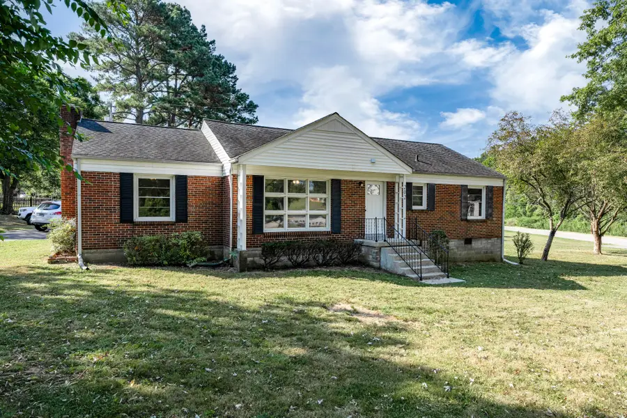 202 Jackson Heights Rd, Columbia, TN 38401 - #2