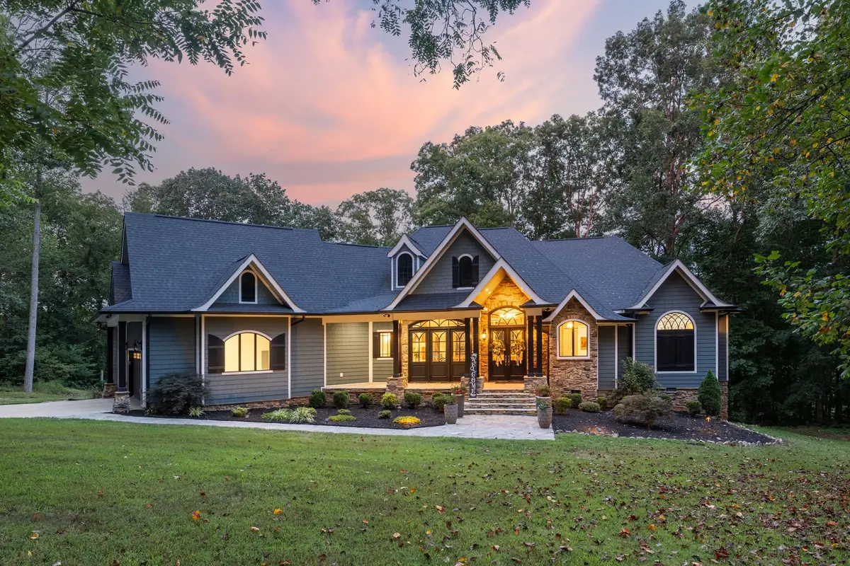 74 Pine Lake Rd, Summertown, TN 38483 - Image #1