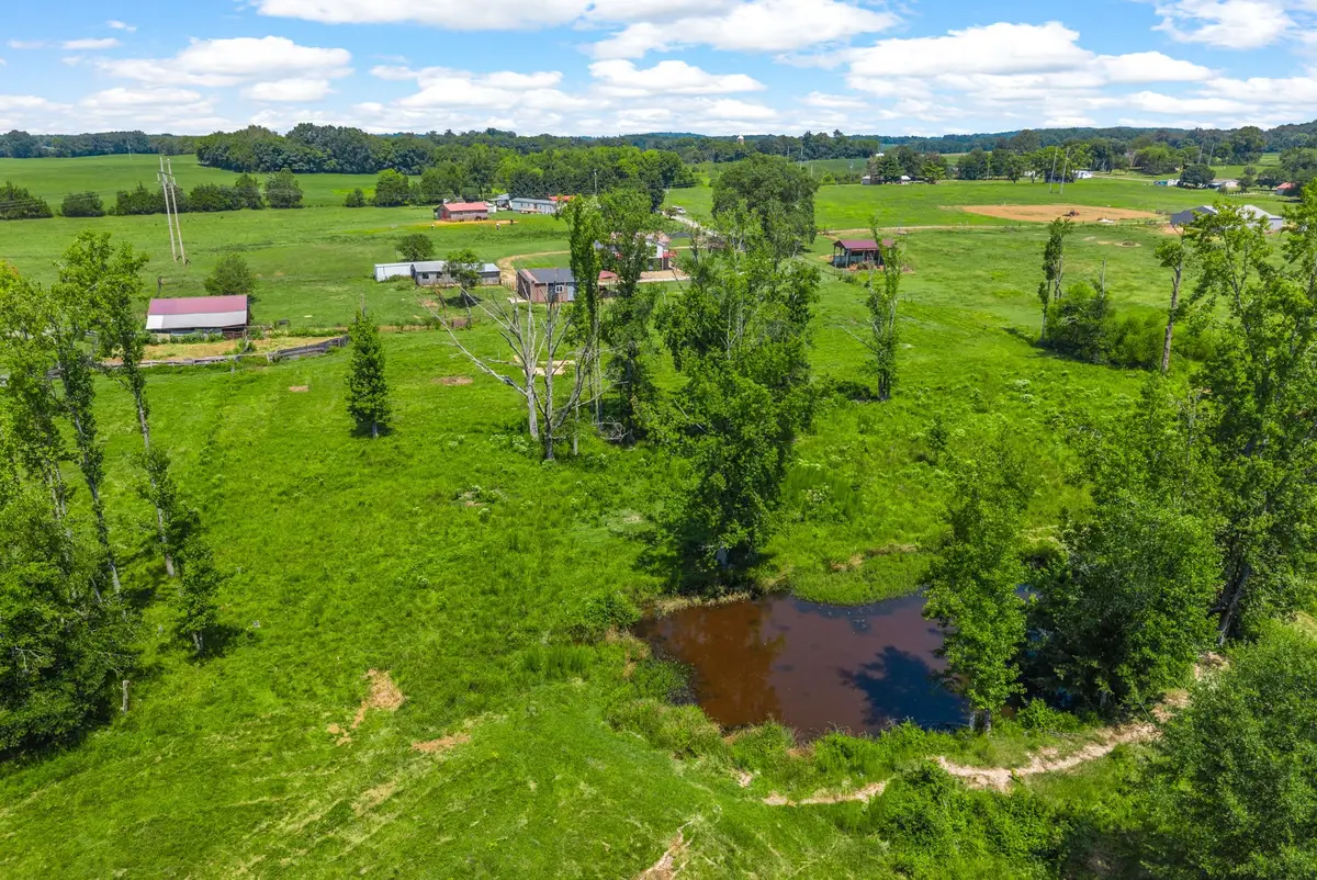 324 Laster Holman Rd, Decherd, TN 37324 - Image #1