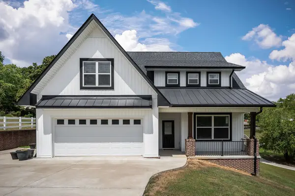 733 Jackson Ave, Carthage, TN 37030