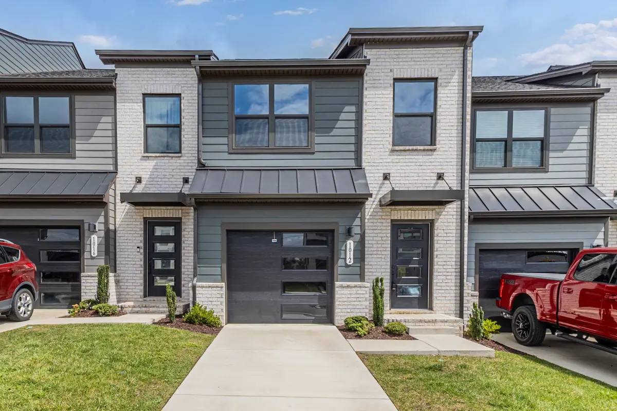 1012 Riverbrook Dr, Gallatin, TN 37066 - Image #1