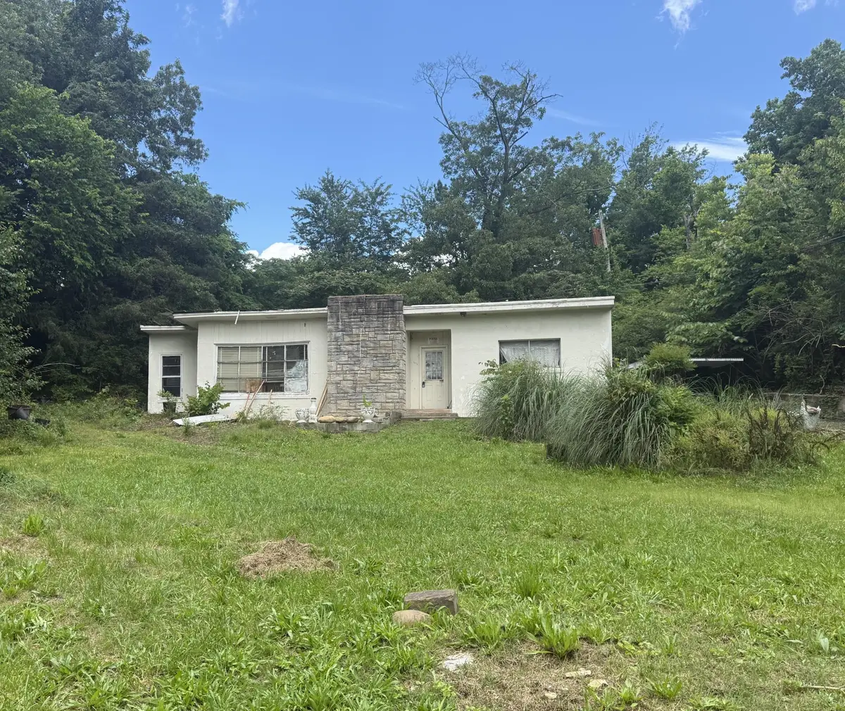 3915 Sunset Avenue, Chattanooga, TN 37411 - Image #1