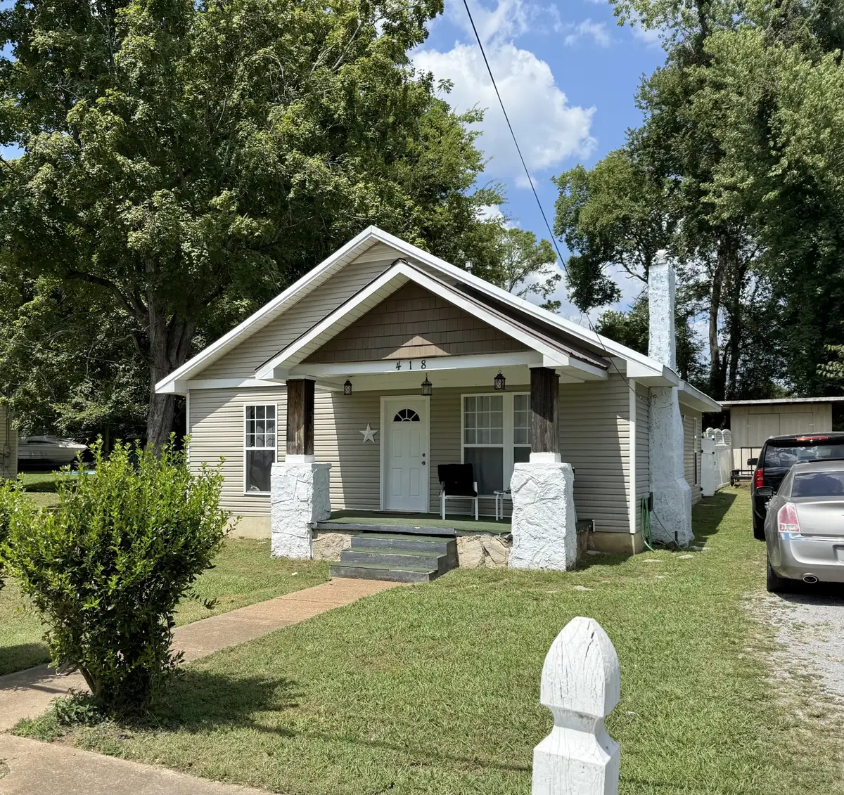 418 Riverview Dr, Shelbyville, TN 37160 - Image #1