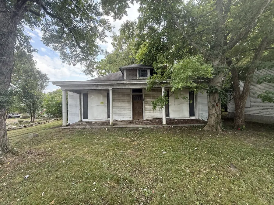 946 Clark St, Clarksville, TN 37040 - #2