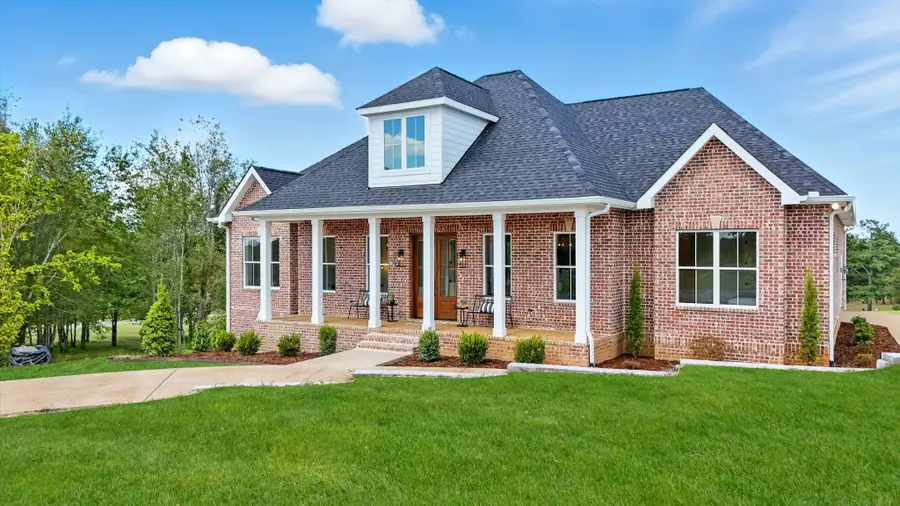 500 Country Club Dr, Dickson, TN 37055 - Image #3