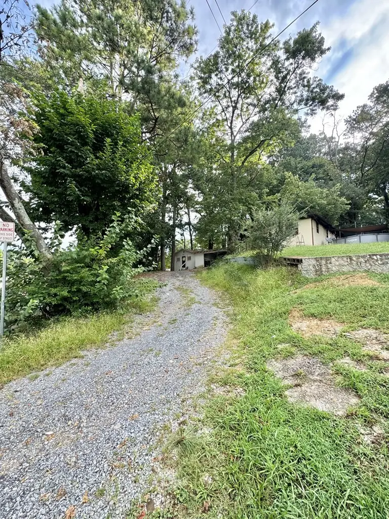 204 Bogle St N, Dalton, GA 30721 - Image #3