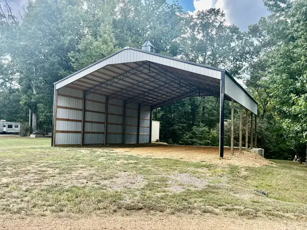 250 Teal Ln, Savannah, TN 38372