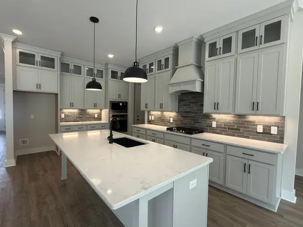 7221 Richvale Drive S, Fairview, TN 37062