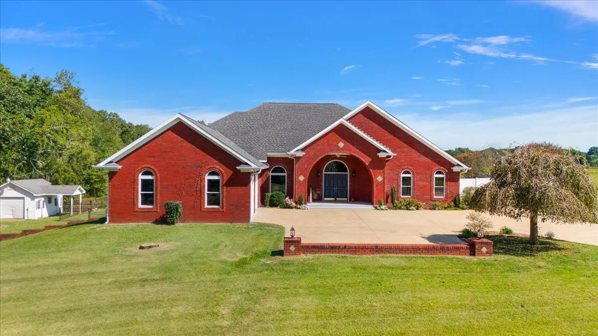 140 Tyler Ct W, Leoma, TN 38468 - #1