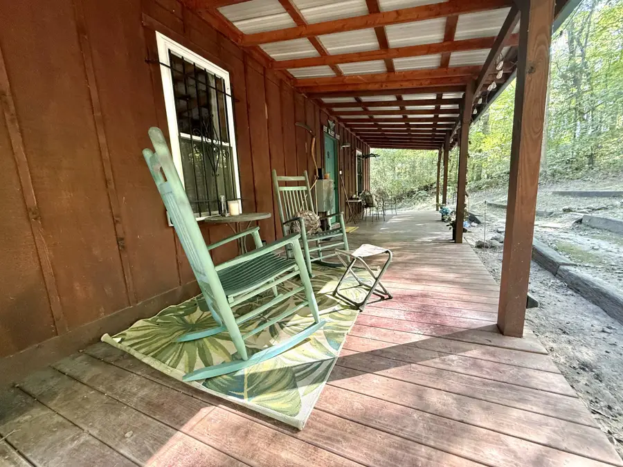 4261 Lake Rd, Woodlawn, TN 37191 - Image #2