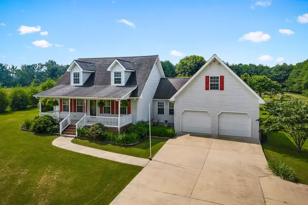 106 Swallows Ln, Cookeville, TN 38506