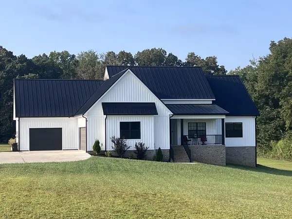 1055 Newt Vanattia Rd, Hillsboro, TN 37342