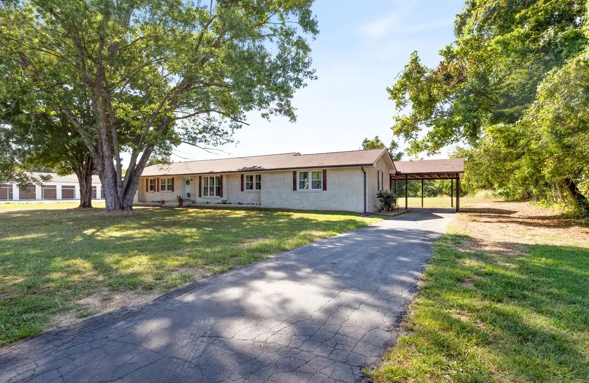 2547 Highway 70 E, Waverly, TN 37185 - Image #1