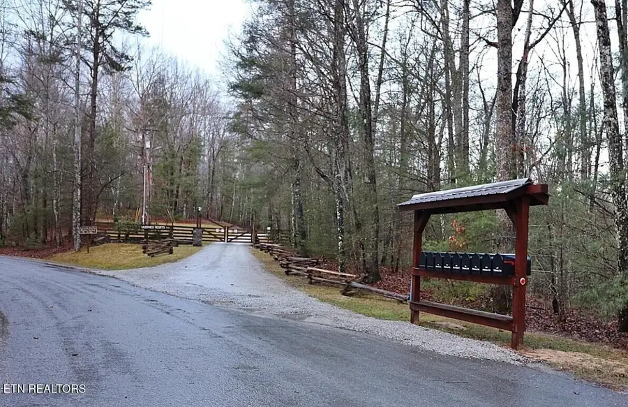 6 Wilderness Tr, Oneida, TN 37841 - Image #2