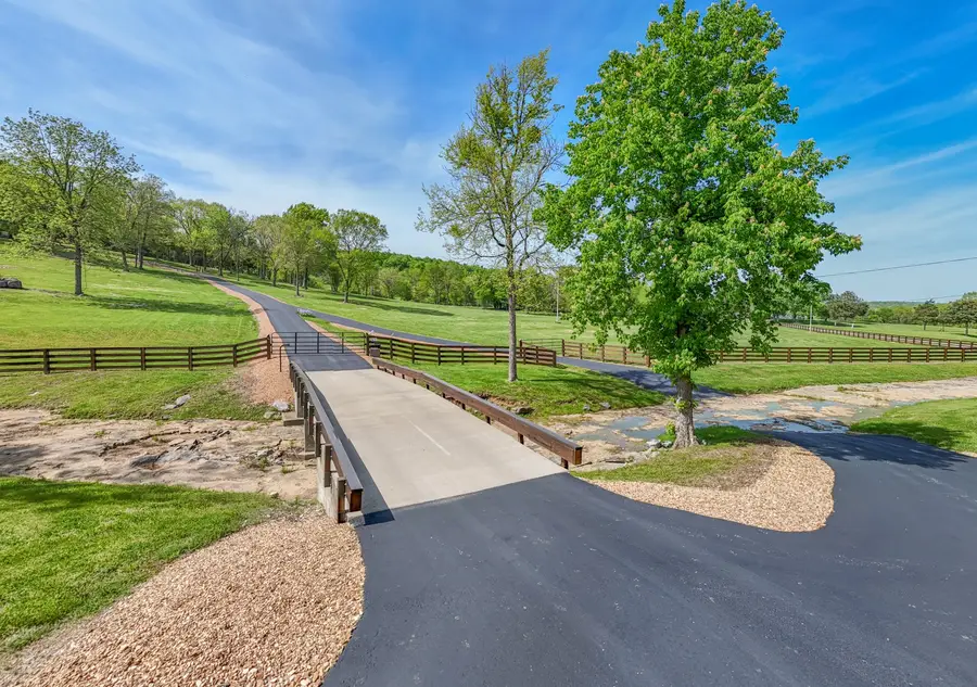 76 Agee Branch Ln, Hickman, TN 38567 - Image #3