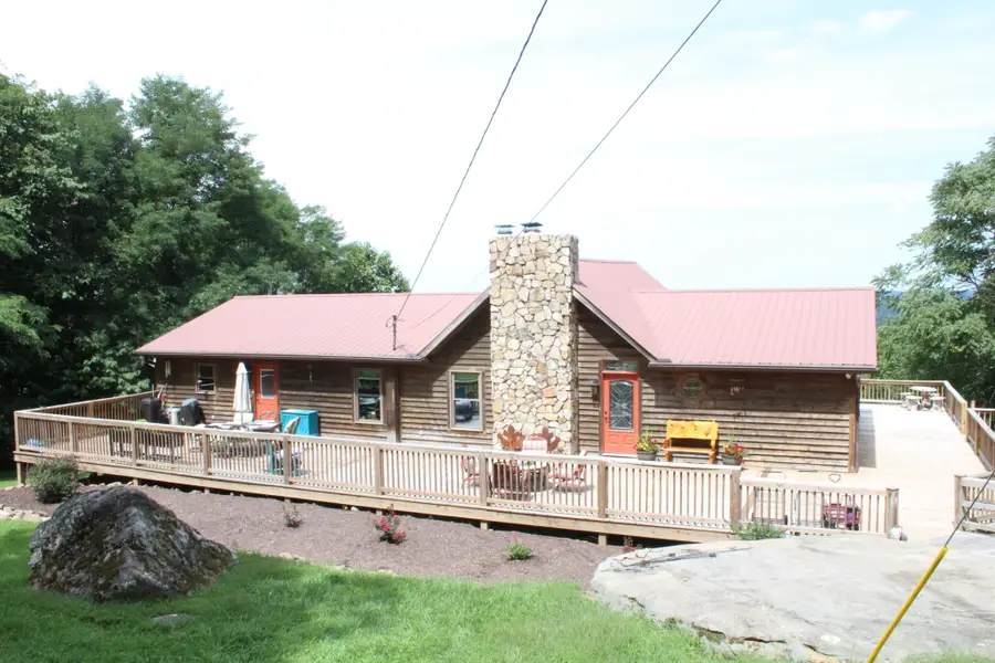 6502 Pleasant Ridge Rd, Sparta, TN 38583 - Image #2