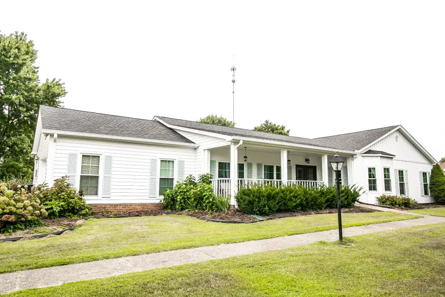 1348 Camp Ravine Rd, Burns, TN 37029 - Image #2