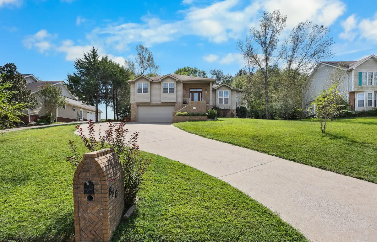 886 Glenraven Dr, Clarksville, TN 37043 - #1