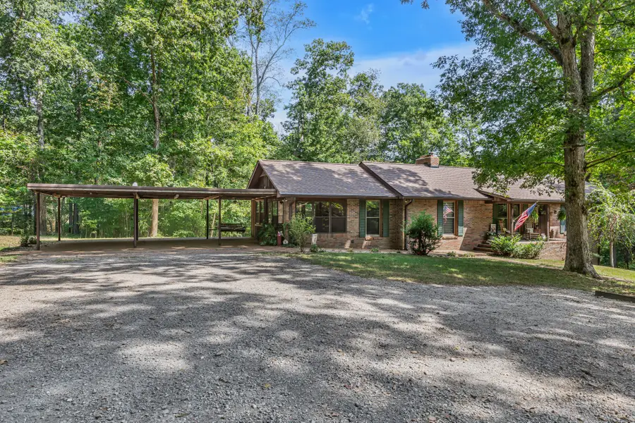 1819 East Haleys Creek Road, Centerville, TN 37033 - Image #2