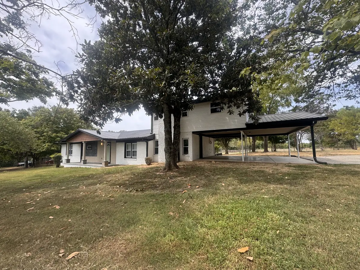 405 Fairfield Rd, Bethpage, TN 37022 - Image #1