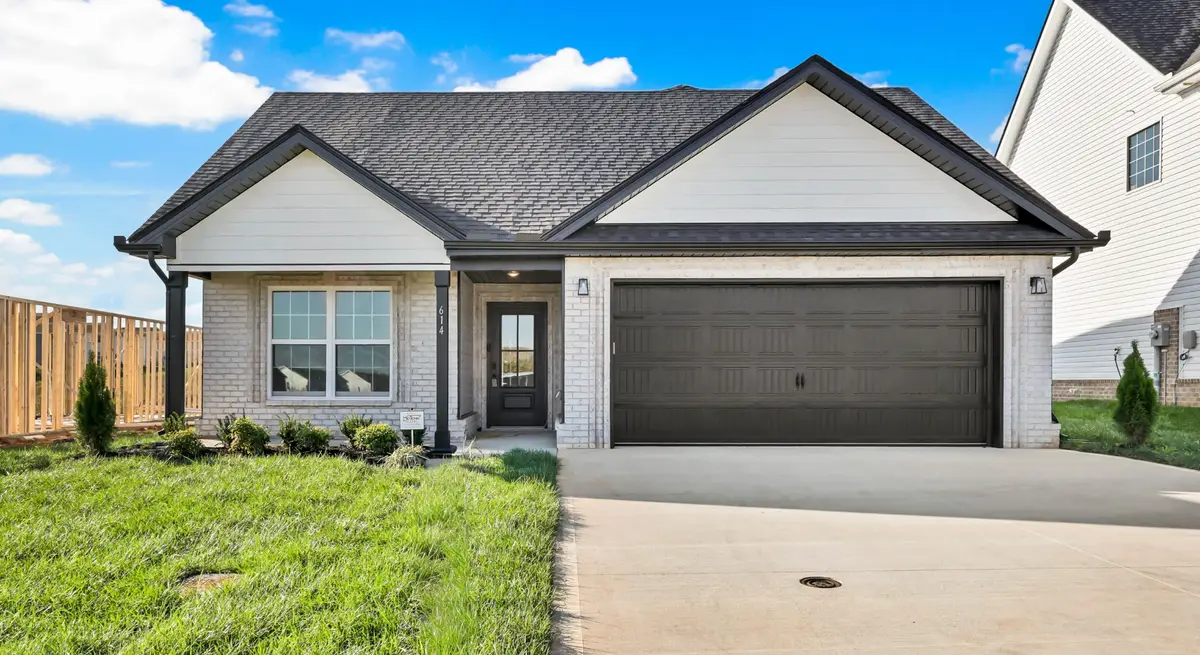 614 Kinross Drive, Clarksville, TN 37043 - #1