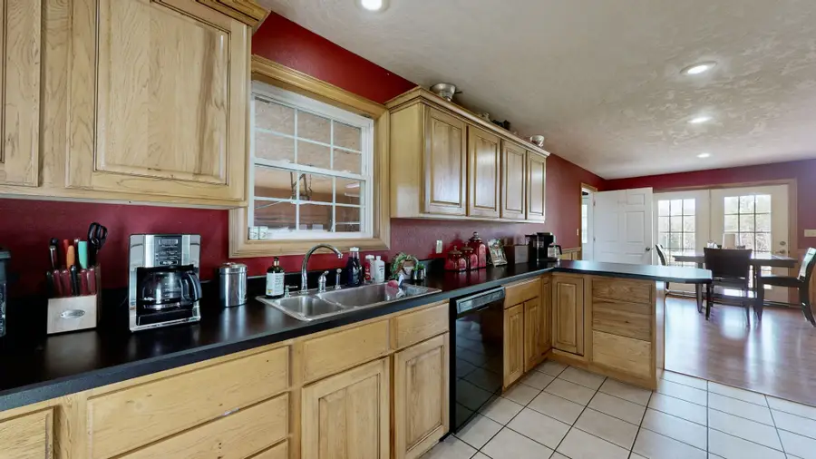 1748 Buffalo Rd, New Concord, KY 42076 - Image #3