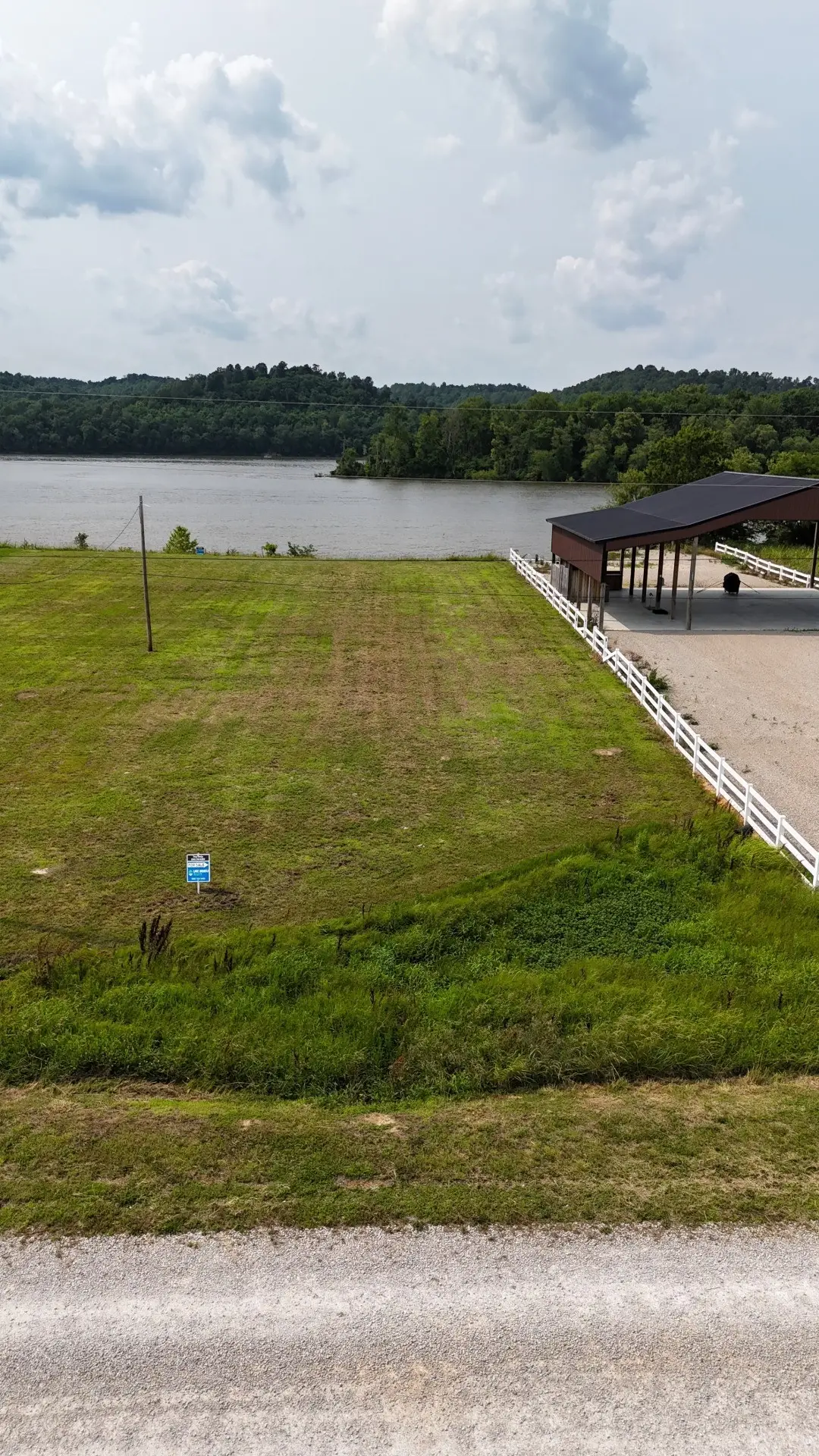 2631 Hardin Bottom River Rd, Clifton, TN 38425 - Image #1