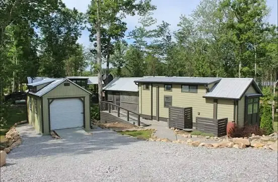 675 Waters Edge Way, Tracy City, TN 37387