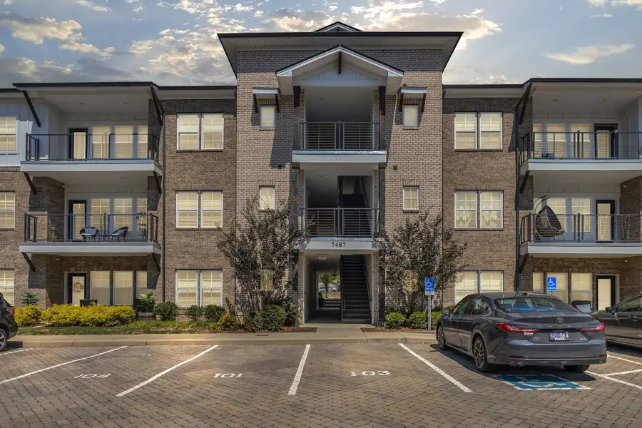 7487 Hwy 70 S #101, Nashville, TN 37221 - Image #2