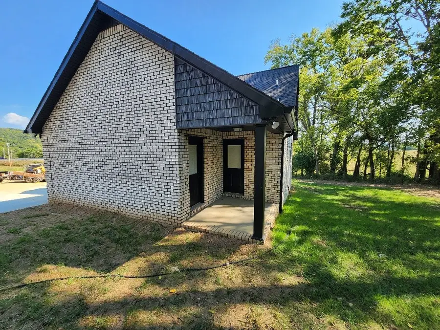 215 Scenic Ln, Hartsville, TN 37074 - Image #3