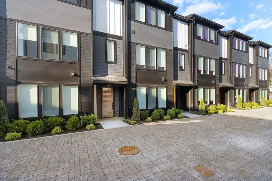 1300 Edgehill Ave, Nashville, TN 37212 - Image #2