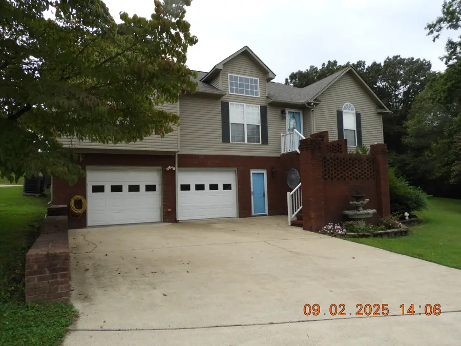 1325 Matthew Ave, Lawrenceburg, TN 38464 - Image #2