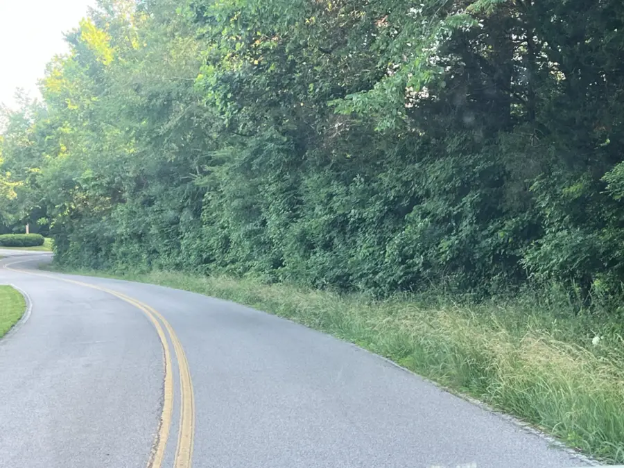 1 Jarrell Ridge Rd, Clarksville, TN 37043 - #3