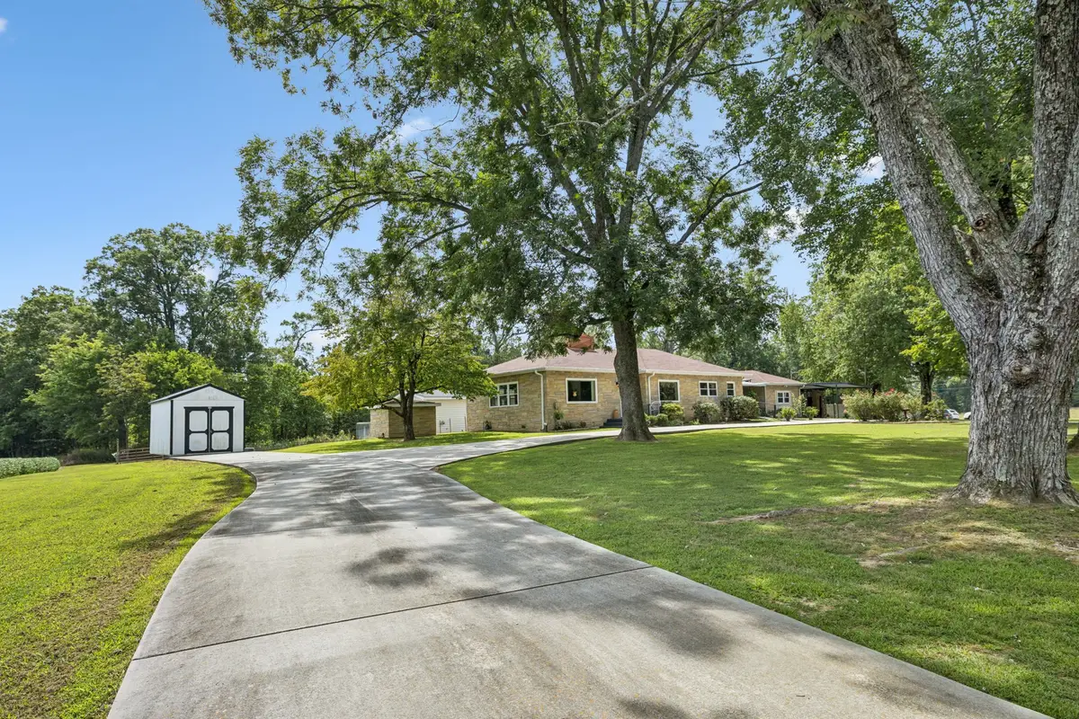 5362 Hillsboro Viola Rd, Manchester, TN 37355 - Image #1