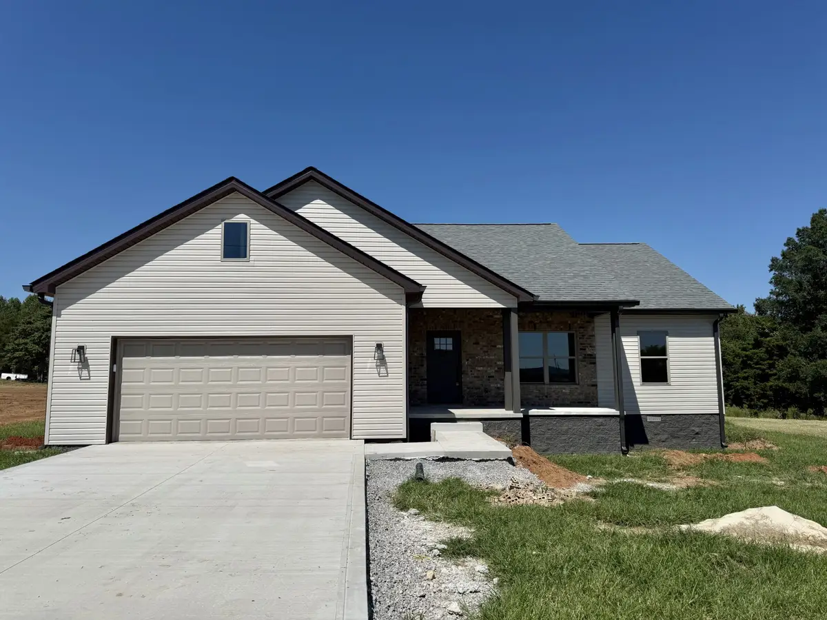 560 Harleys Ridge Rd, Sparta, TN 38583 - Image #1