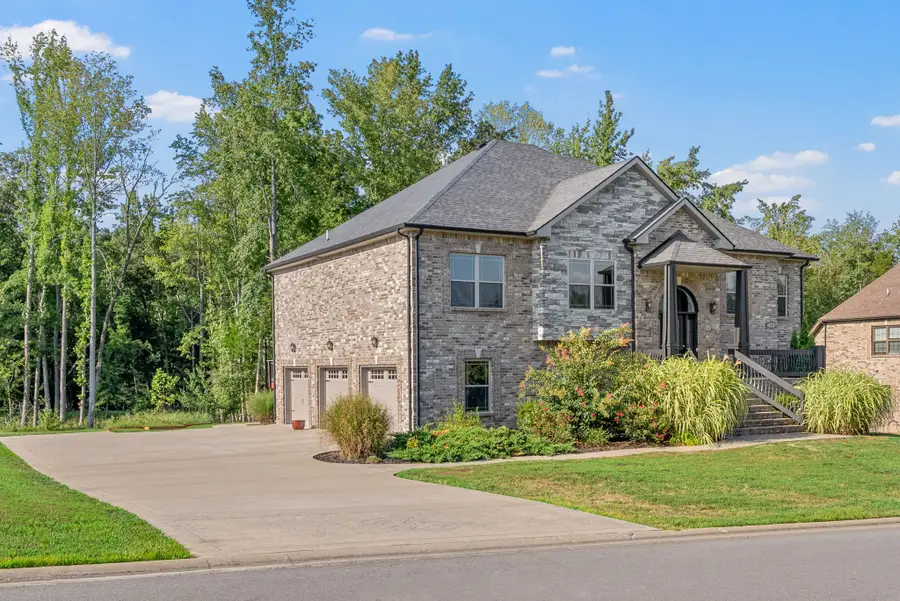 1141 Reda Dr, Clarksville, TN 37042 - #2