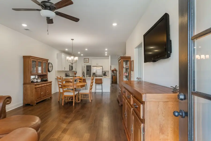 1570 Cedarbrooke Ln, Lebanon, TN 37090 - Image #2