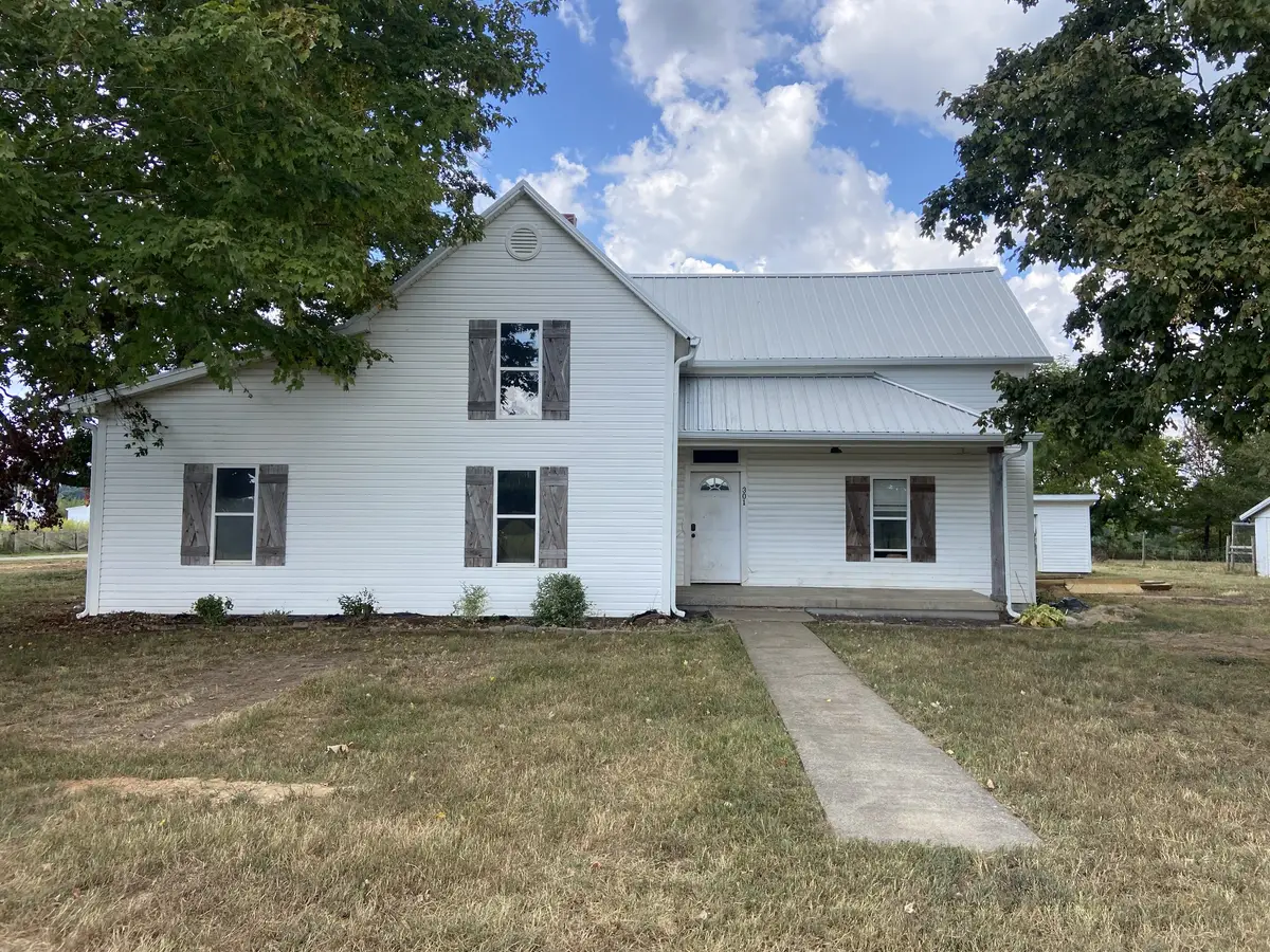 301 Bob Perry Rd, Bethpage, TN 37022 - Image #1