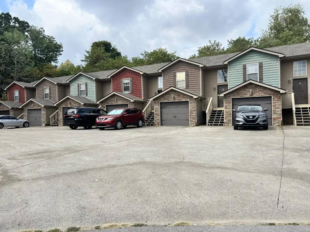 1732 Thistlewood Dr, Clarksville, TN 37042 - #1