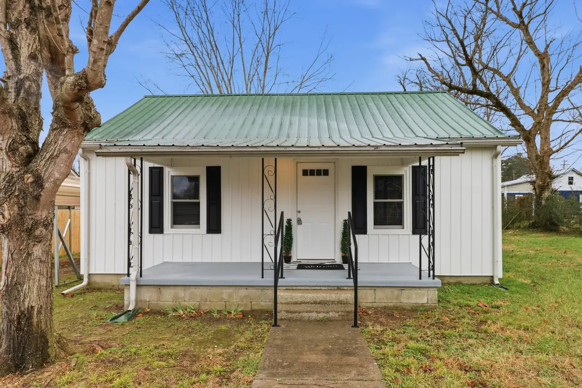 612 Maple St, Manchester, TN 37355 - Image #1