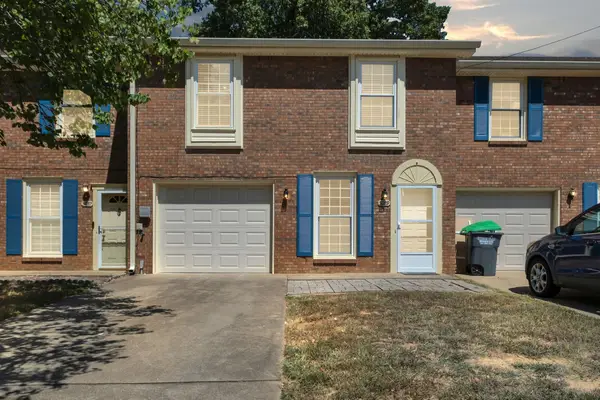 3089 Woody Ln, Clarksville, TN 37043