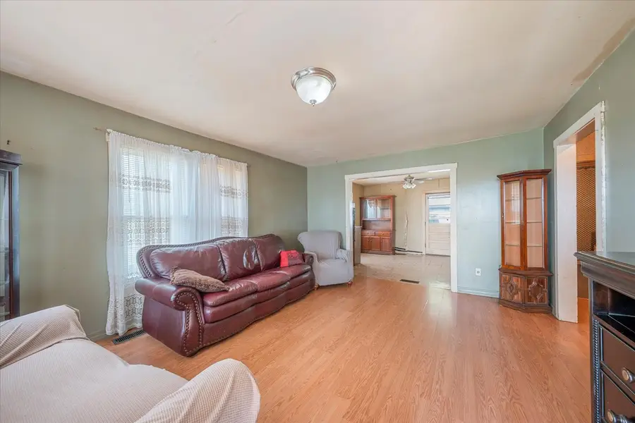 412 E College St, Summertown, TN 38483 - Image #3