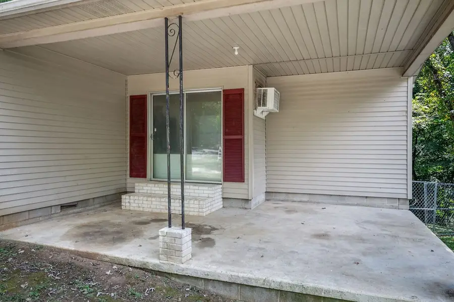 135 Young Mill Ln, Cookeville, TN 38501 - Image #3