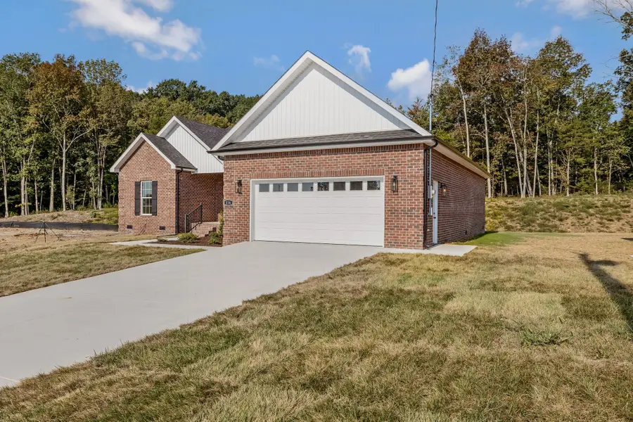 116 Stonebrook Dr, Shelbyville, TN 37160 - Image #3