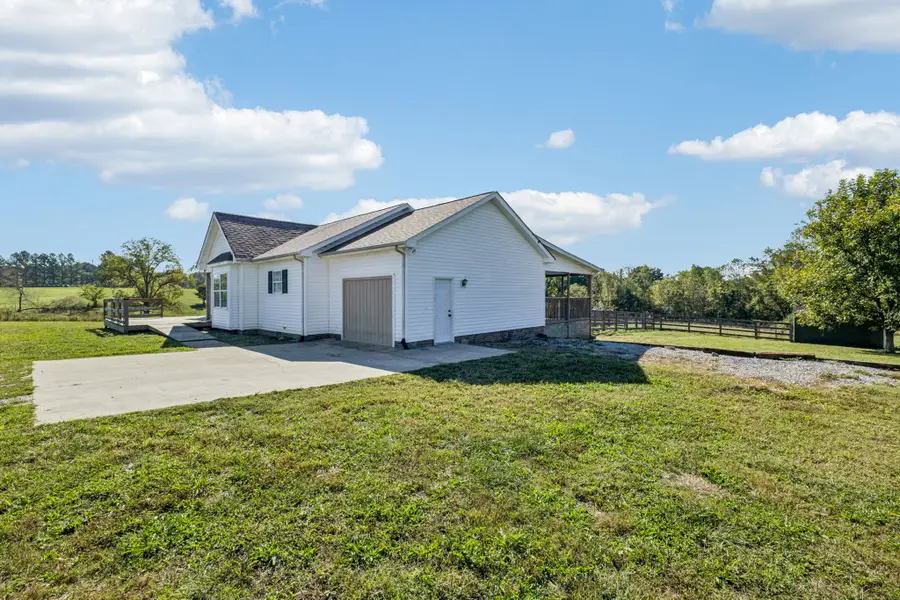 3978 Bilbrey Dr, White House, TN 37188 - Image #3